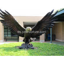 Escultura de águila de bronce decorativo jardín para la venta